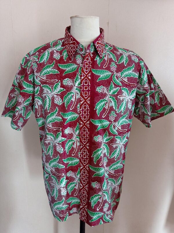 Baju Batik Daun Lengan Pendek
